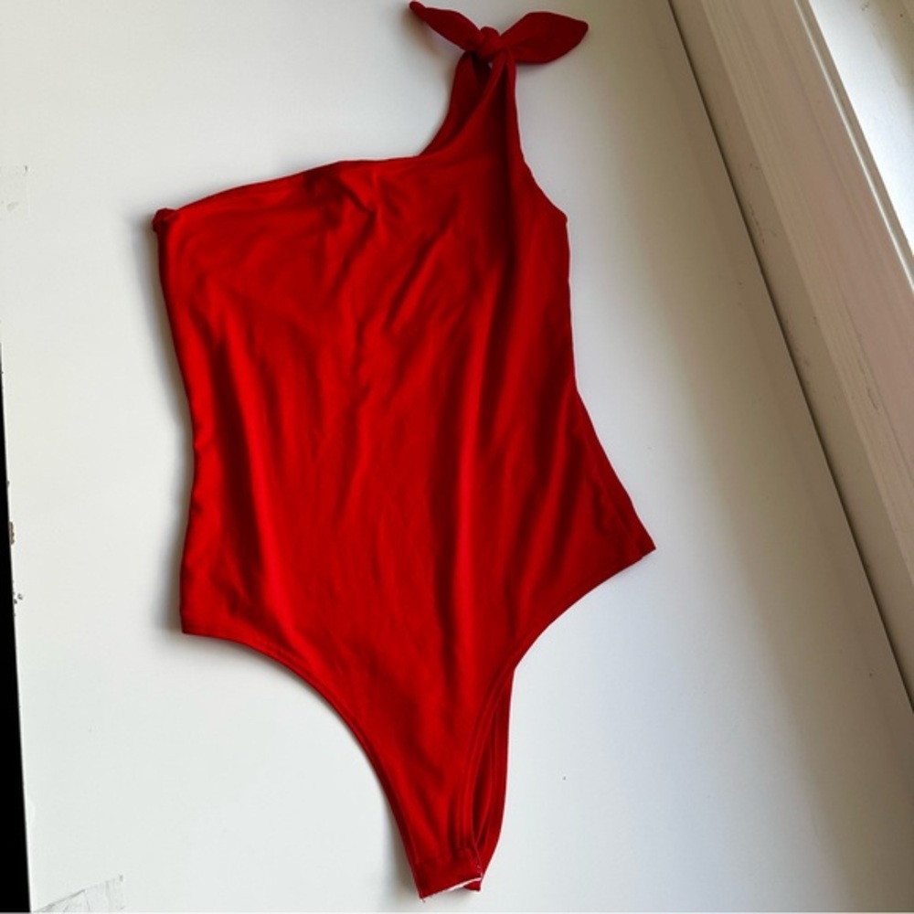 Gaze Red One Shoulder Bodysuit Size S Tie Strap